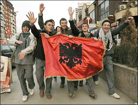 Förnöjda kosovoalbaner